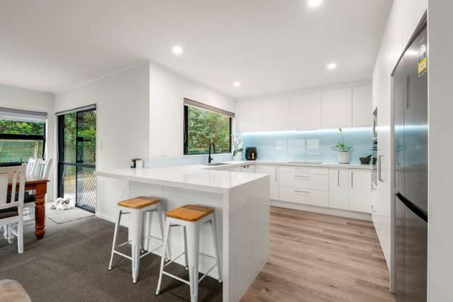 18 Thorburn Avenue Red Beach_4