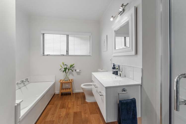 1 Leigh Place Paraparaumu Beach_11