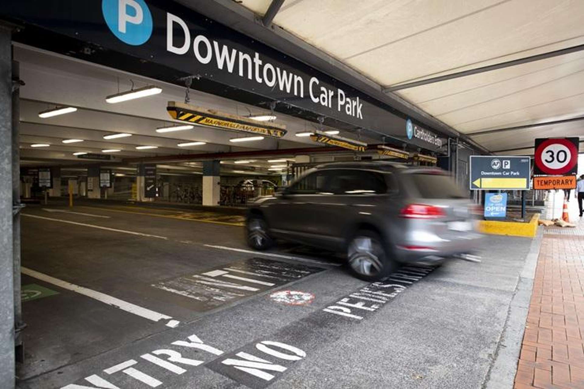 Auckland car parking crunch: Will the price of private parking shoot up?