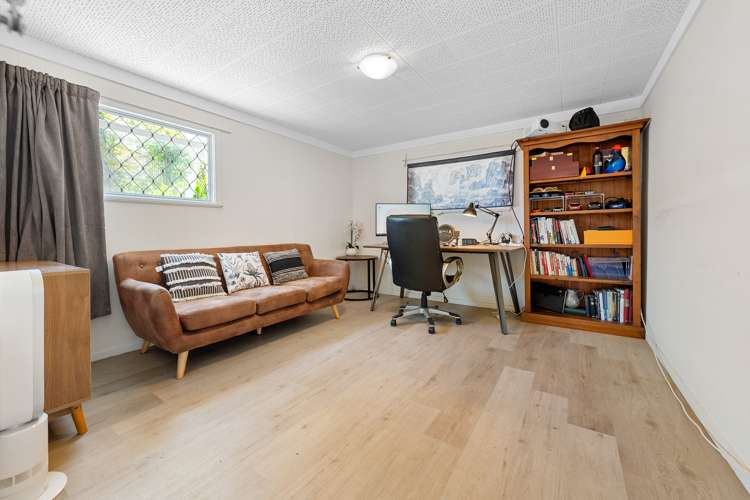 77 Triangle Road Massey_12