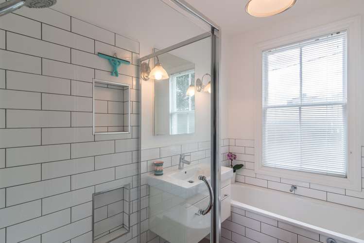 46 Daniell Street Newtown_11