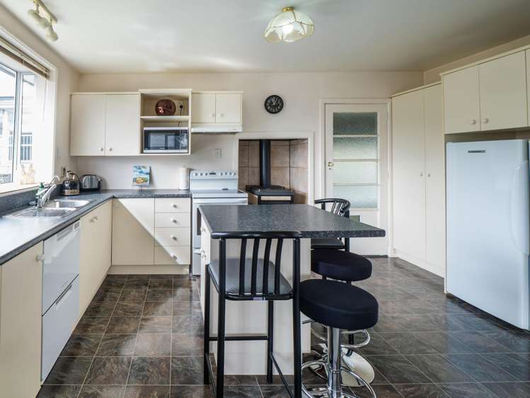 21 Rue Benoit Akaroa_16