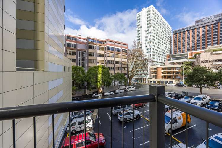 1g/2 Eden Crescent Auckland Central_17