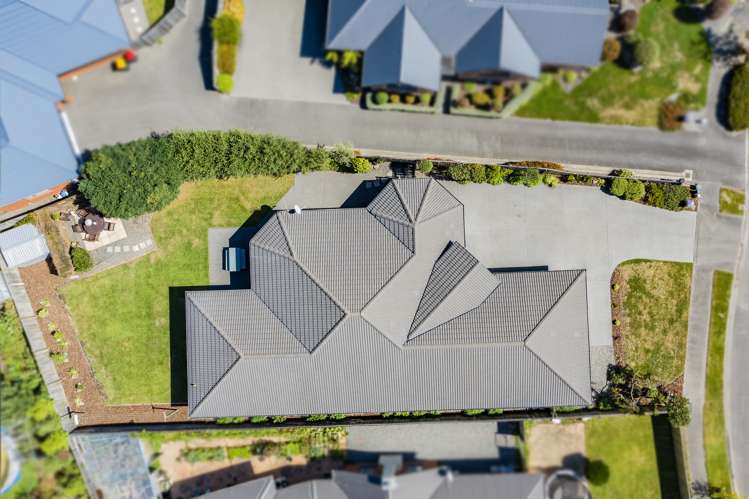 9 Cayman Close Shirley_18