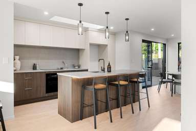 2/3 Tauhara Drive_3