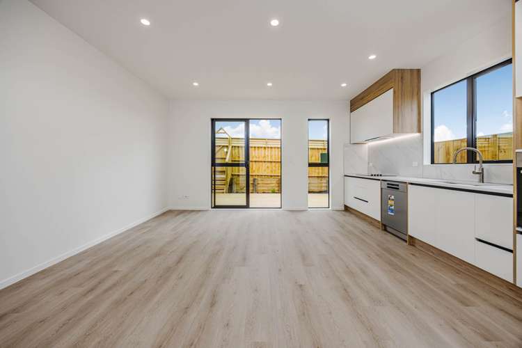 14 Ihi Place Karaka_6