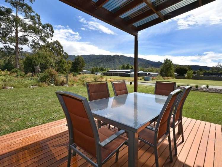 29 Newhaven Crescent Marahau_7