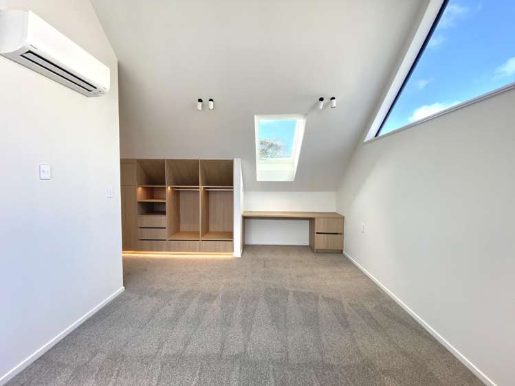 12B Tenterden Ave 1728_11