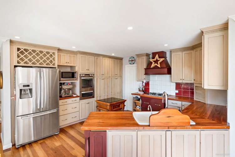 4 Fantail Crescent Maraetai_9