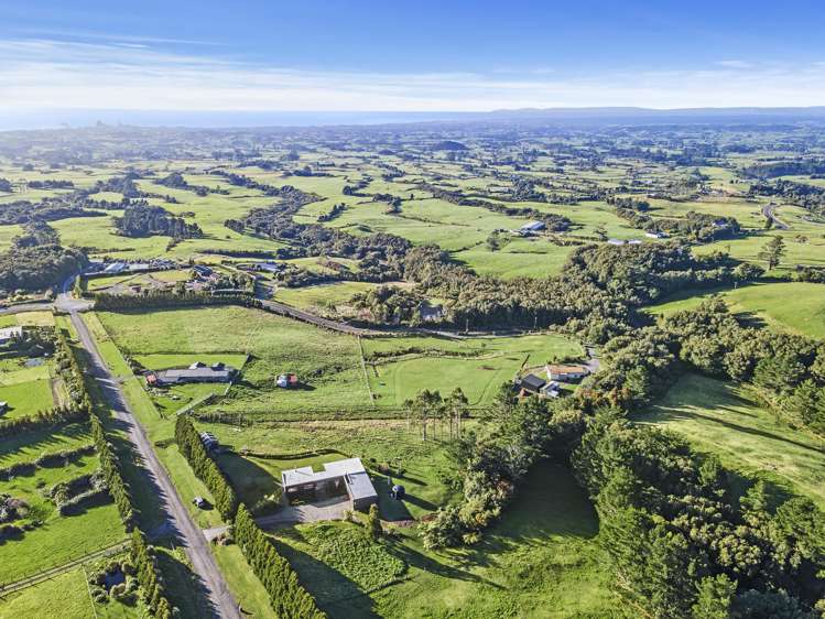 1089 Plymouth Road Koru_31