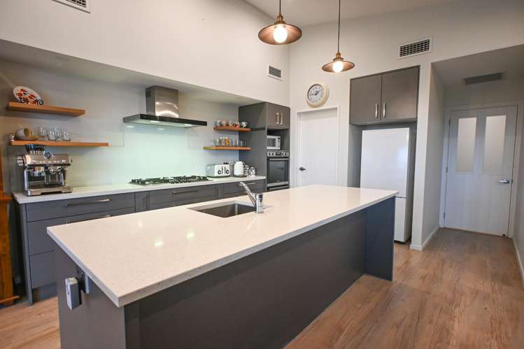 11 Racecourse Terrace Rise Hokitika_2