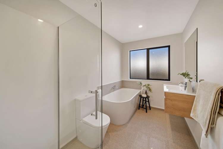 5 Llew Summers Street Belfast_21