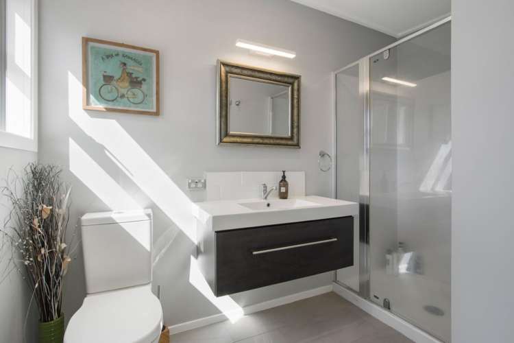 48 Poland Street Waikino_8