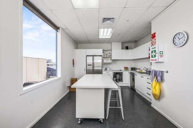 Turnkey Office Space in Prime Location