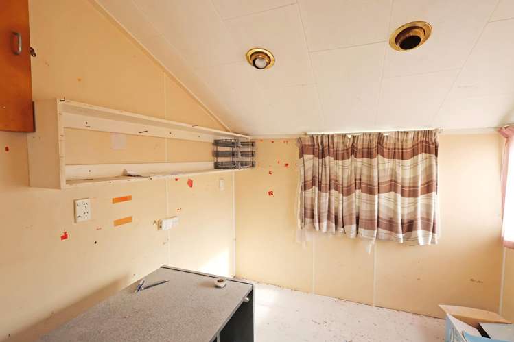 12 Foreshore Road Bluff_15