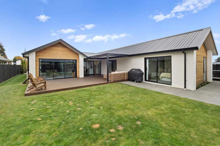 10 Redhaven Rise Netherby_27