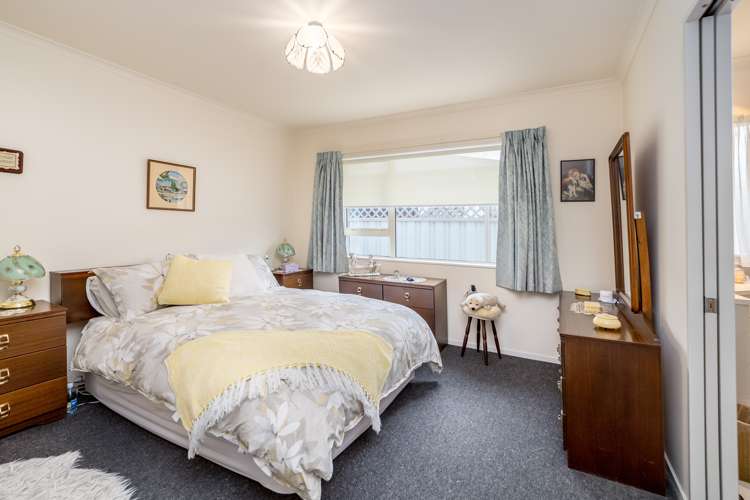 6 Bunny Street Masterton_9