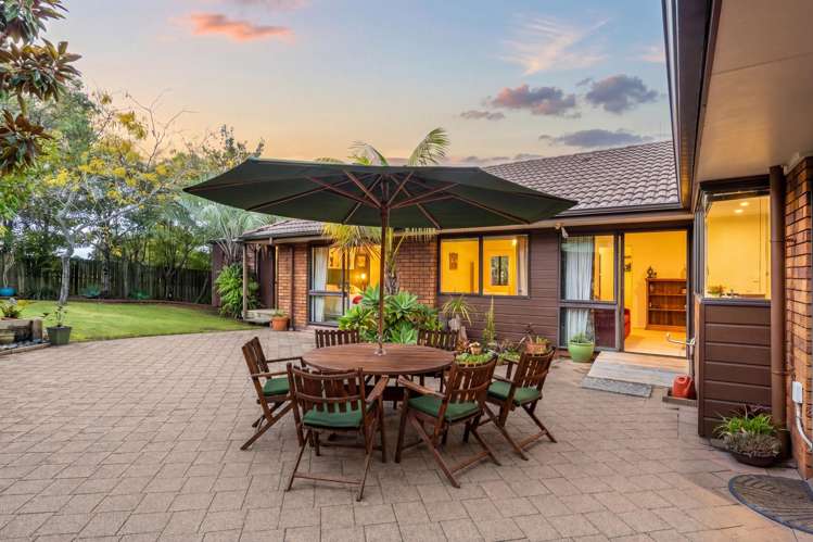 1 Crestview Place Browns Bay_24