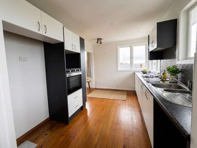 59 Roberts Rd Te Atatu South_1