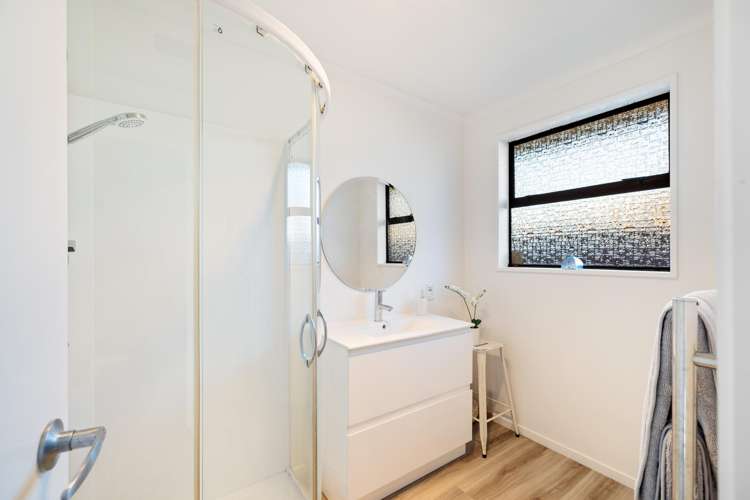 15a Glenbyre Place Bromley_10