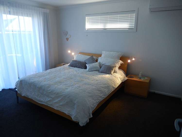 31 Hammill Grove Stoke_3