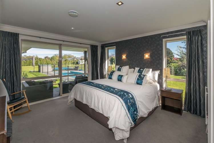 3 Elm Grove Amberley_8