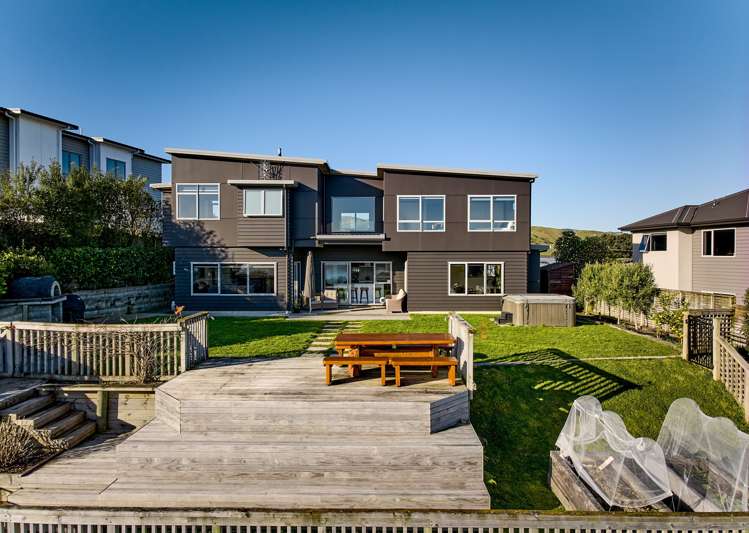 17 Mo Street Camborne_19