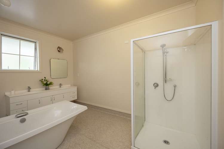 114 Polson Hill Drive Aokautere_25