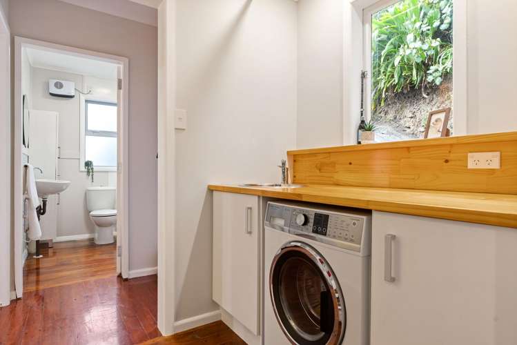 66 Hungerford Road Houghton Bay_11