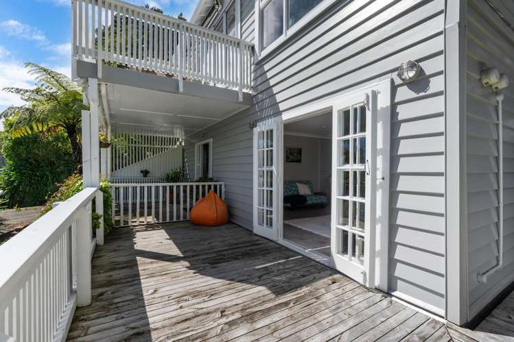 3 Mackenzie Road Eastbourne_24