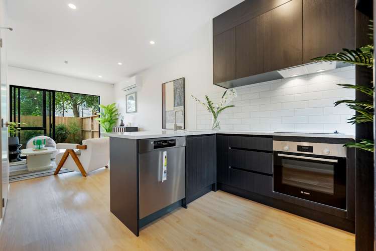 20/163-165 Lake Road Belmont_5