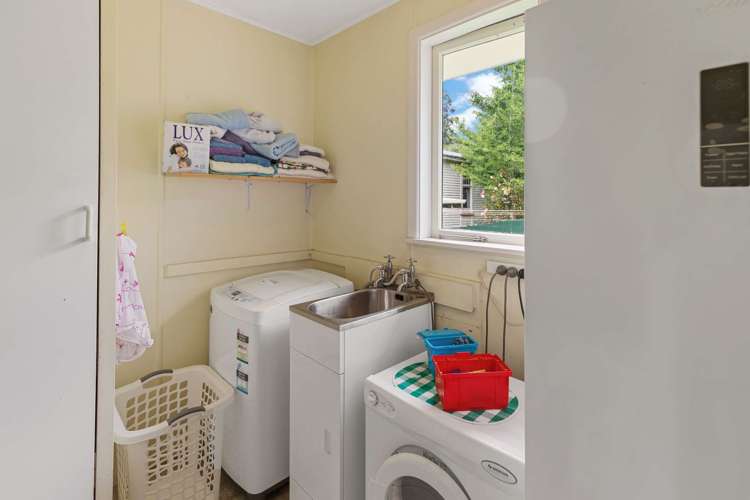 78 Goldfinch Street Taihape and Surrounds_12