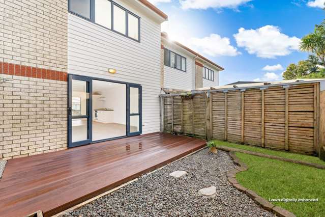 3/3 Ambrico Place New Lynn_1