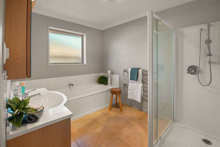 52 Skyedale Drive Harewood_18