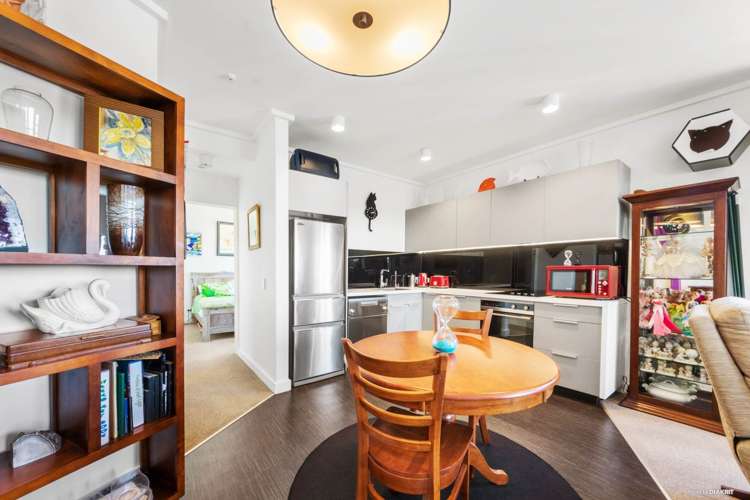 501/38 Mccrae Way New Lynn_2