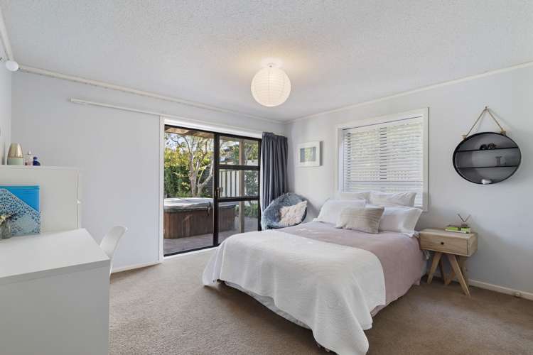 63 Seacliffe Avenue Belmont_9