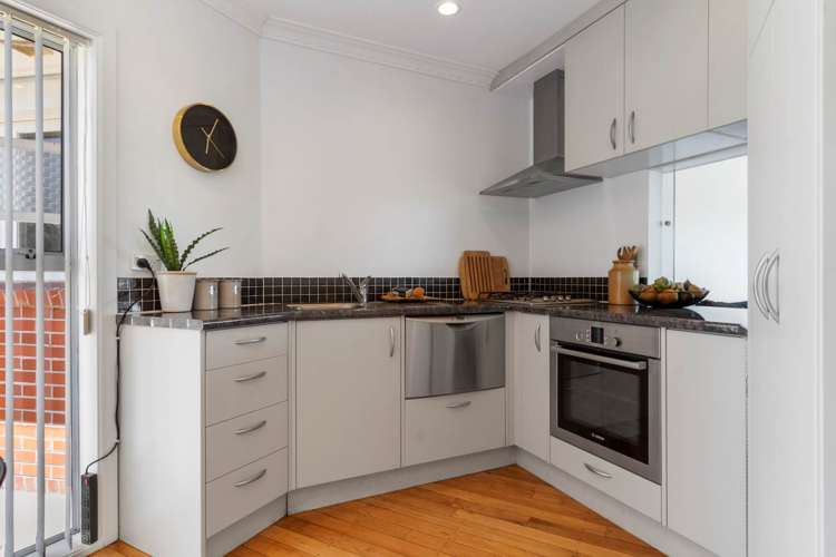 2/19 Lake Pupuke Drive Takapuna_5