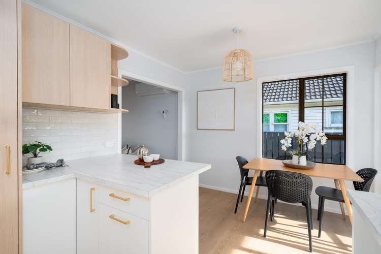 16 Russell Road_3