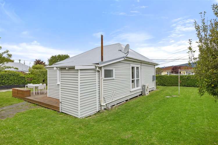46 Hopkins Street Woolston_16