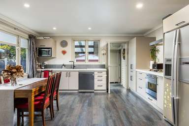 1/28 Mowat Street_4