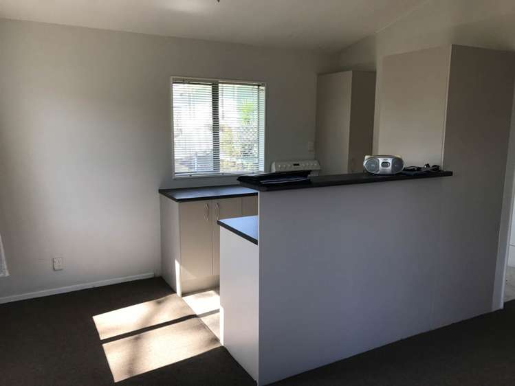 1/23 Glenorchy Street Glen Eden_2