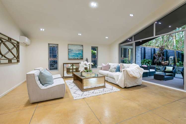 177a Upper Harbour Drive Greenhithe_21