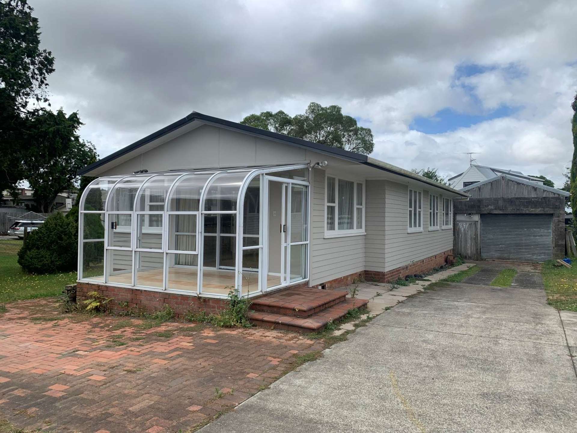 6 Lyndon Place Manurewa_0