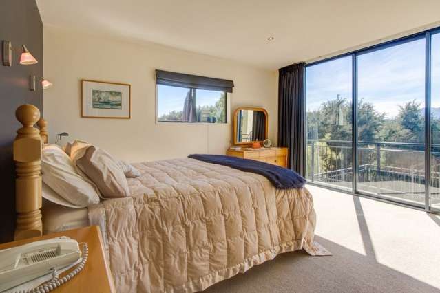 585 Aubrey Road Wanaka_3