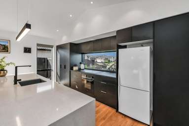 12 Olivia Street_3
