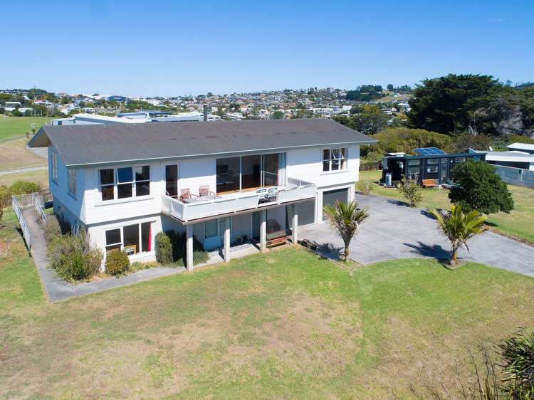 11 Kathy Terrace Stanmore Bay_8