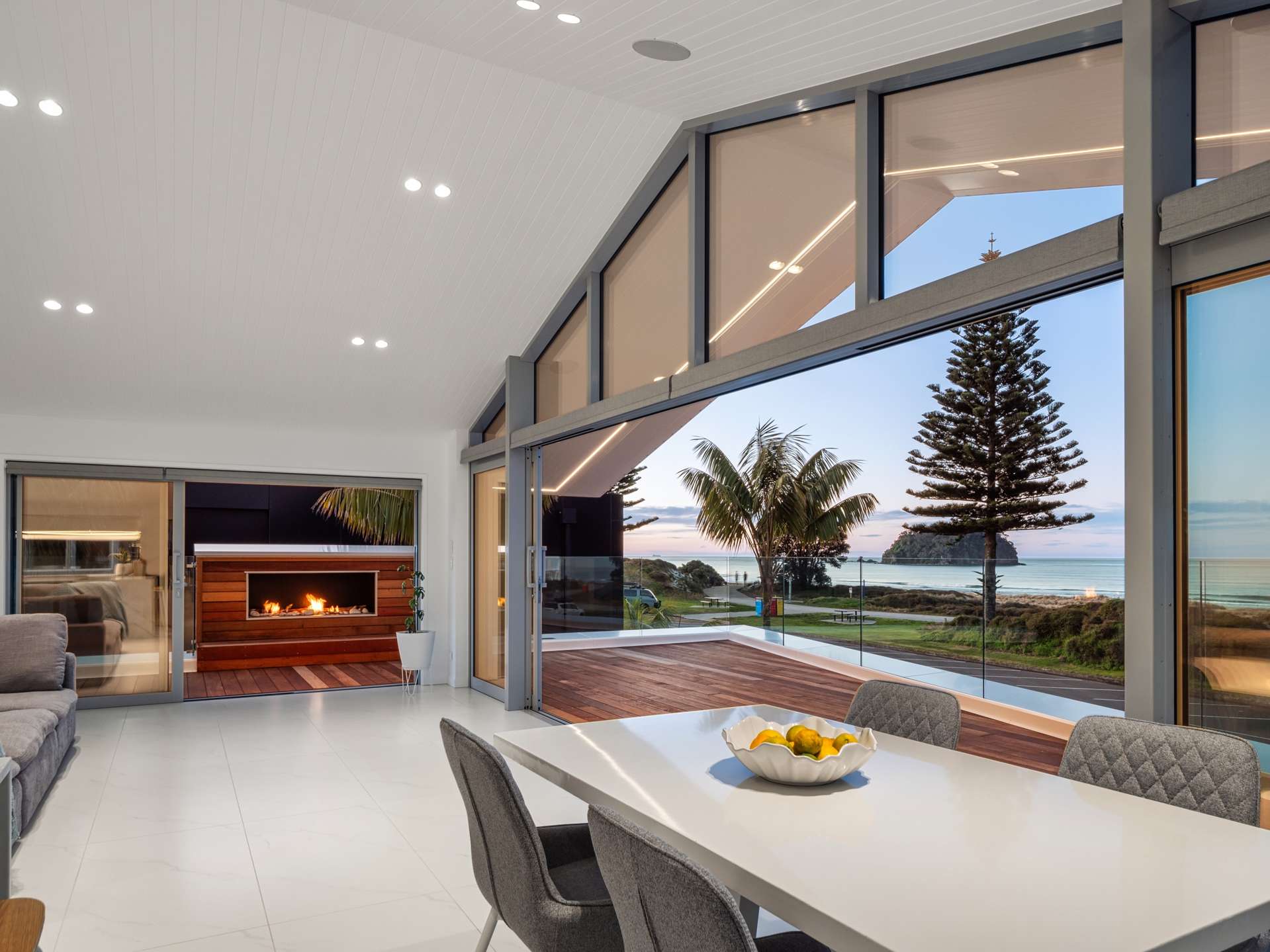 88 Marine Parade Mt Maunganui_0