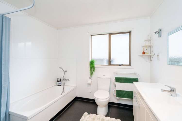 80 Kildare View Waikiwi_21