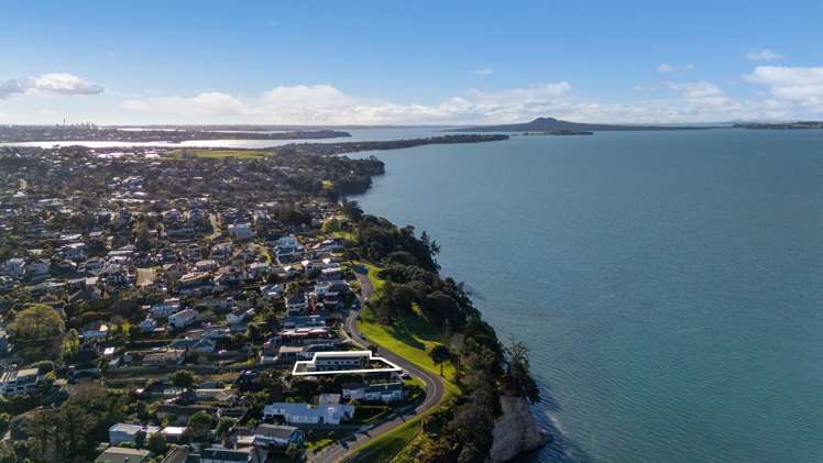 66A Marine Parade Mellons Bay_1
