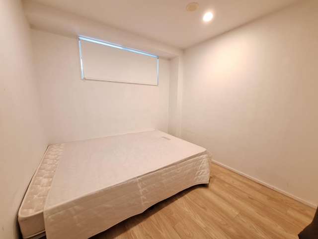 8M/147 Hobson St 10015_4